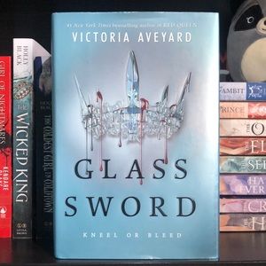 Hardcover Red Queen #2 (Glass Sword)